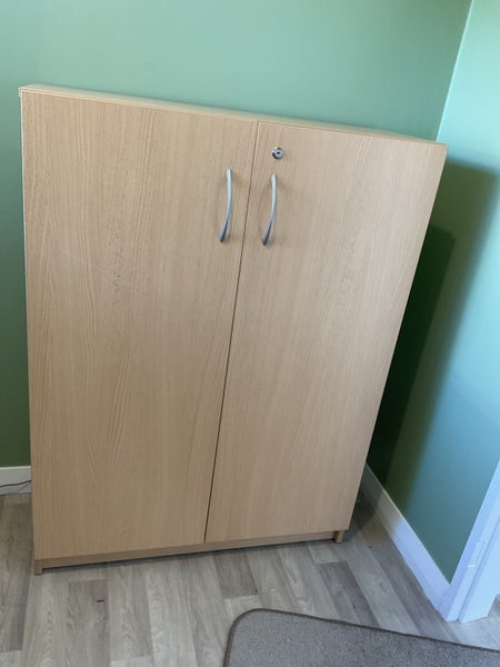 Office cabinet in good condition Carousel 1