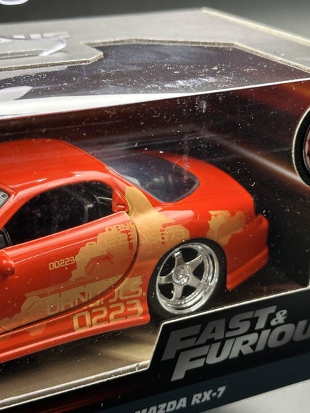 JADA DIECAST CARS - MAZDA RX7 - FAST AND FURIOUS - 1/32 SCALE Carousel 4