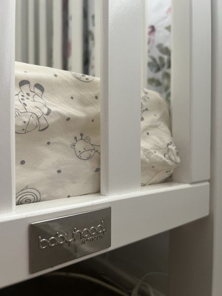 Babyhood Classic Curve Cot – White Barely Used – Includes Mattress + Sheets Carousel 11