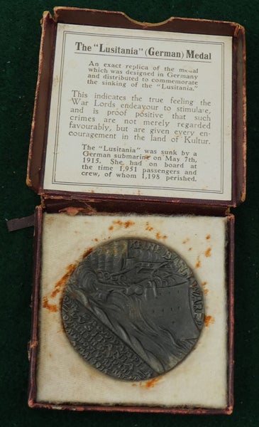 WW1 era British ANTI-German Propoganda MEDAL Commemorates RMS Lusitania SINKING Carousel 2