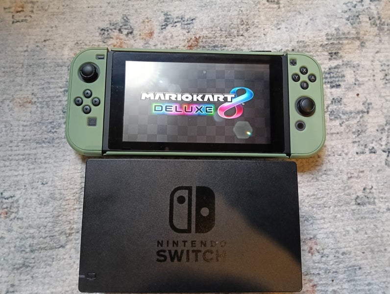 Nintendo Switch Bundle cw 10 Games Carousel 1