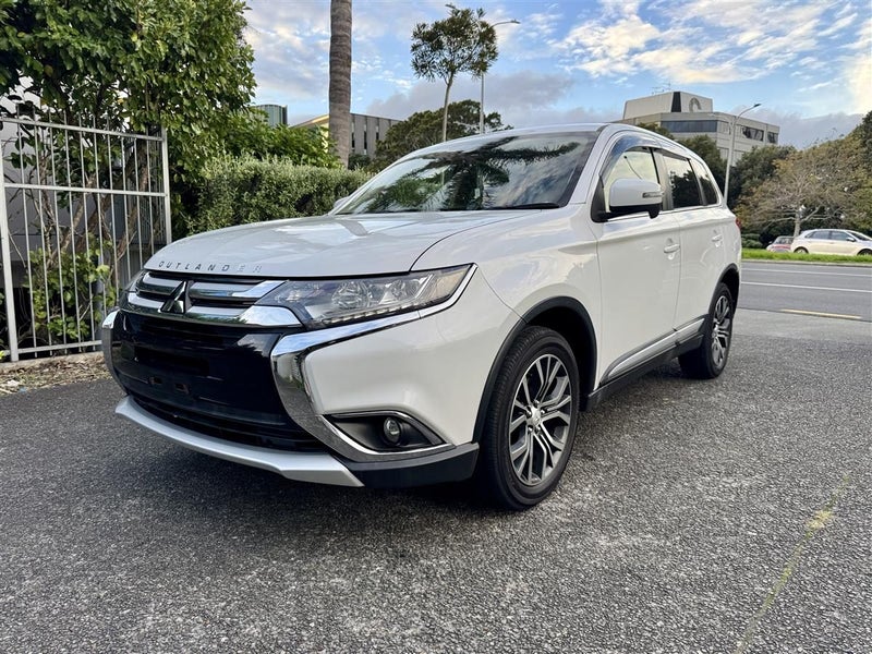2015 Mitsubishi Outlander 20G 7-Seater | Safety...62864756325506112