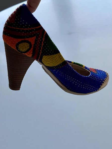 Funky heels - quilted texture Carousel 1