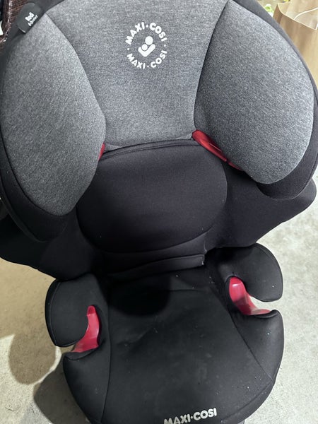 Maxi-Cosi Child Booster Seat – Good Condition Carousel 1