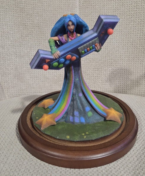 League of Legends - Arcade Sona Figure Carousel 1