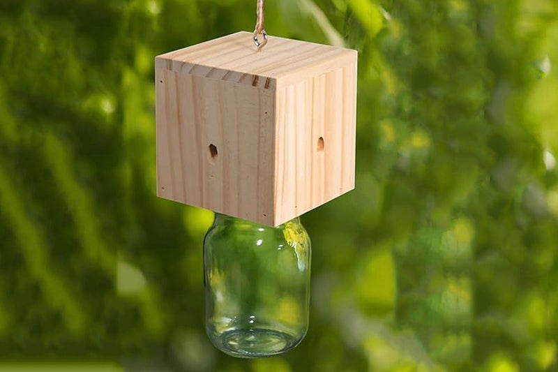 Bee Trap for Outside Hanging Wood Carpenter Bee Traps and Plastic Jar -Style1 Carousel 6