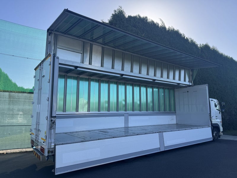 Gullwing Storage Container Carousel 1