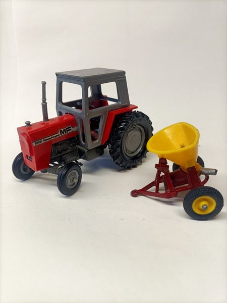 2 x Vintage Britains tractors. Not complete Carousel 2