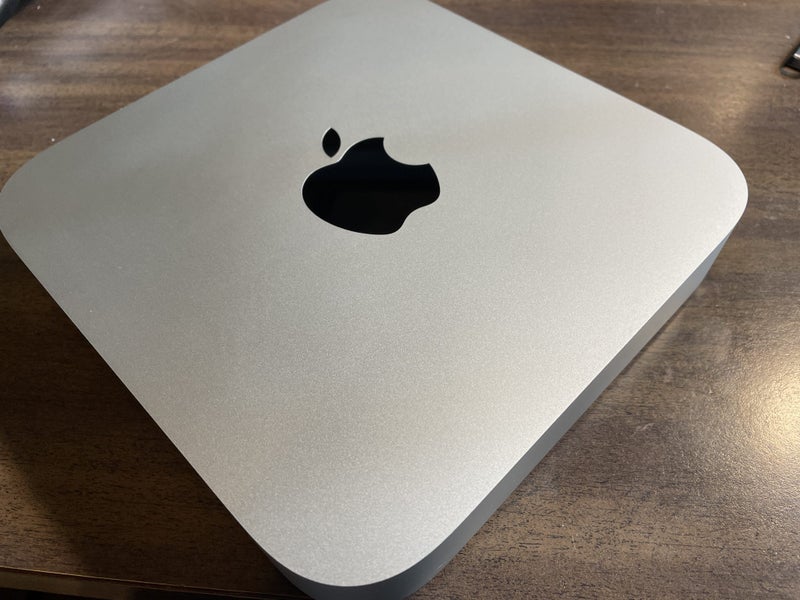 Mac mini (M1, 2020) - 16GB of RAM, 1TB SSD Carousel 1