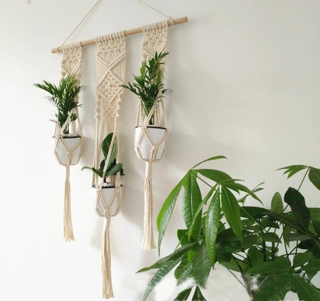 Macrame Plant Pot Hanger Wall Hanging I0776BG0 Carousel 2