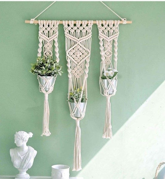 Triple Plant Pot Hanger Macrame Boho Wall Tapestry Hanging I0776BG0 Carousel 1