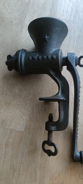 Old mincer Carousel 2