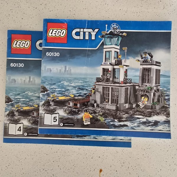 LEGO City - 60130 - Police Prison Island Carousel 7