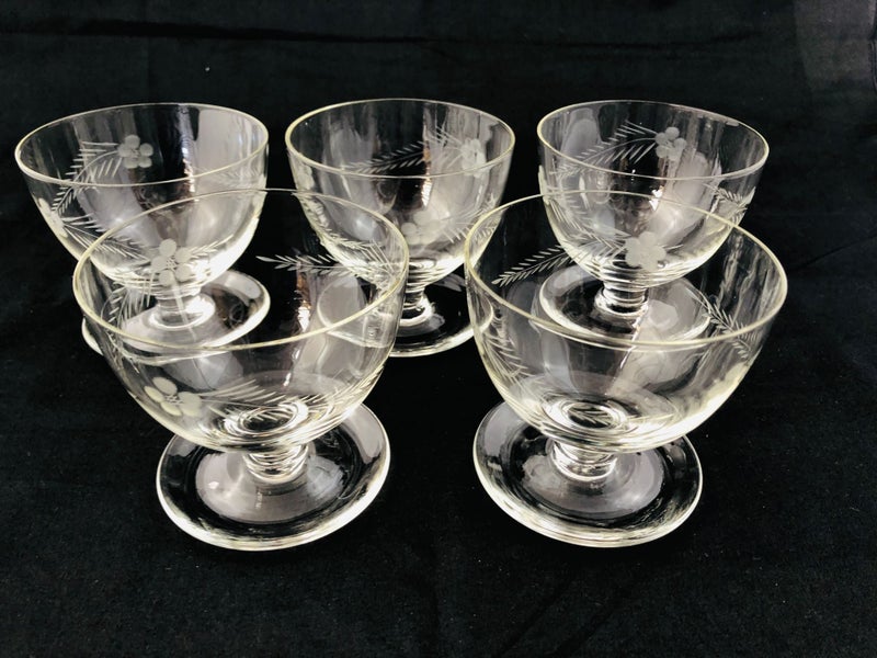 Vintage Ice Cream/Parfaits Footed Bowls (20628)629376327457311110