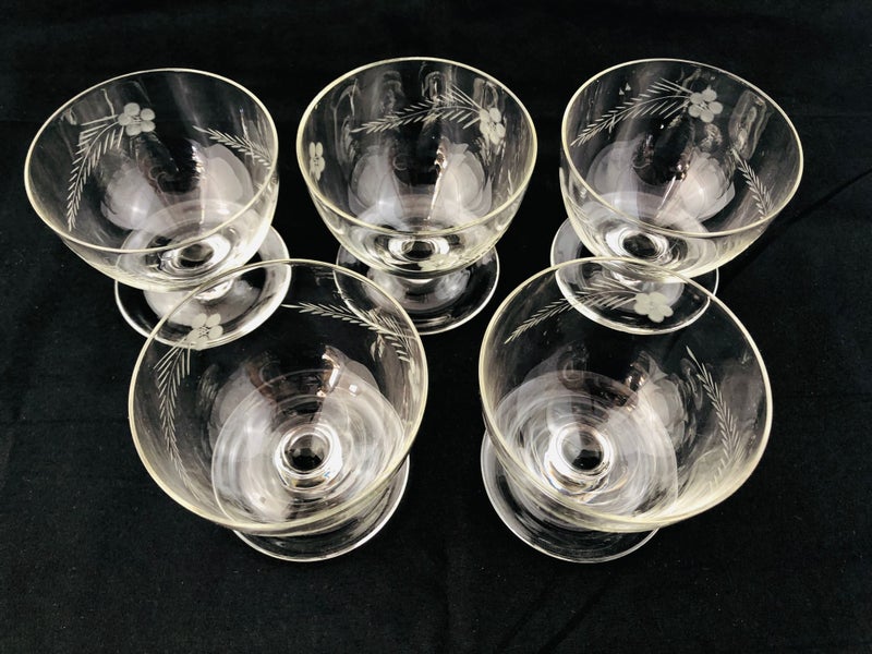 Vintage Ice Cream/Parfaits Footed Bowls (20628)62937632745731111