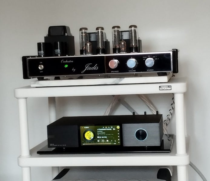 Integrated Valve Amplifier - Jadis Carousel 1