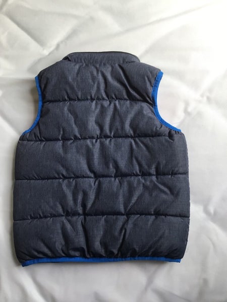 Kids puffer vest Carousel 2