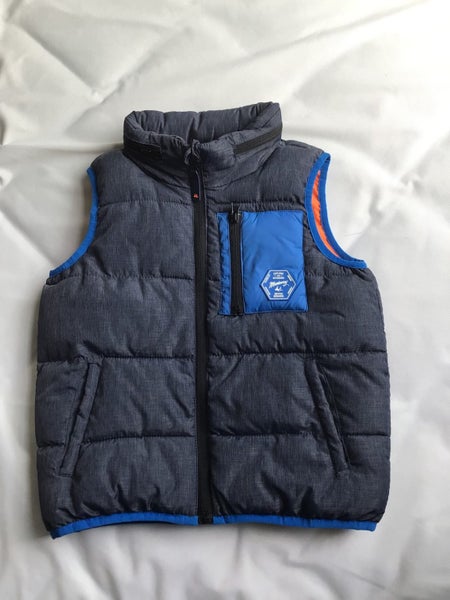 Kids puffer vest Carousel 1