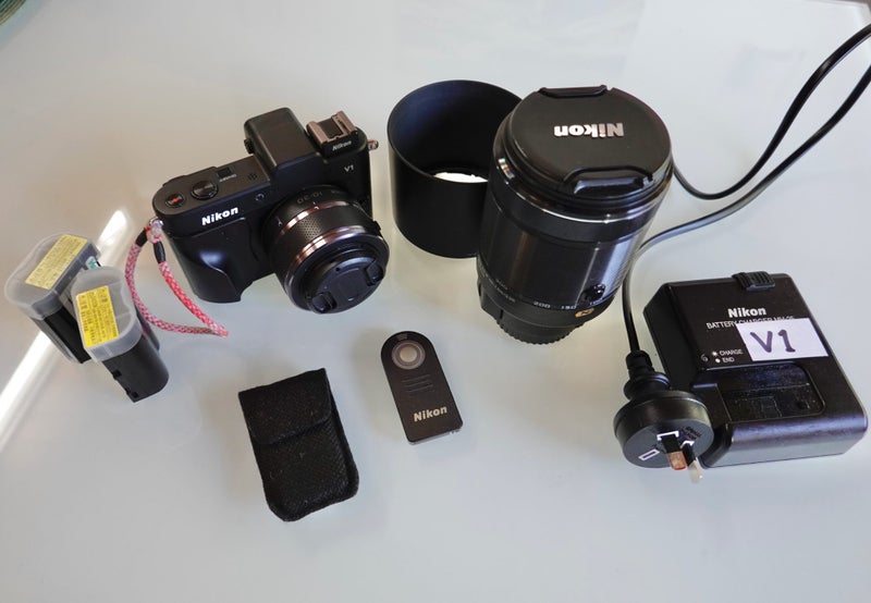 Nikon V1 w 10-30mm & Nikon 1. 70-300mm Lenses Carousel 1