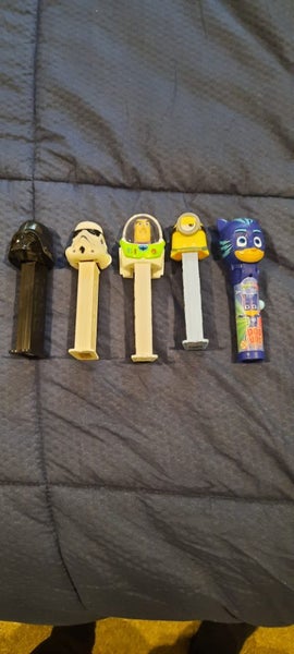 Star Wars, Minions, Toy Story Pez Dispensers Carousel 1