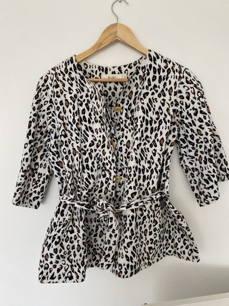Ruby jacket Carousel 1
