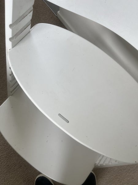Mocka high chair Carousel 2