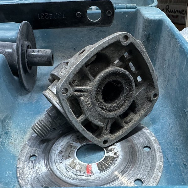 Makita 125mm 710W Corded Angle Grinder In Case - $1 Reserve (Under Grey Rack 13) Carousel 5