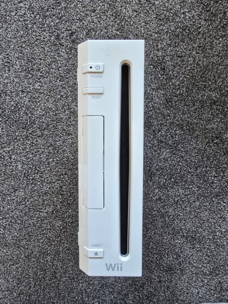 $1 RES! Nintendo Wii with controller, 12 games and accessories! Carousel 2
