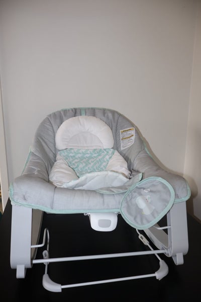 Ingenuity Keep Cozy 3-in-1 Grow with Me Bounce & Rock Seat Carousel 1