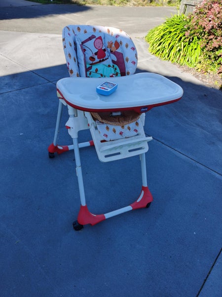 Chicco highchair Carousel 1
