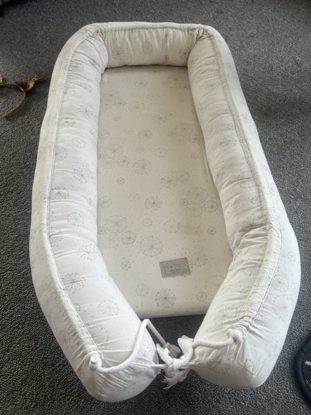 BABY NEST Carousel 1