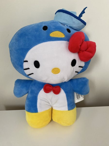 Large hello Kitty plush Carousel 1