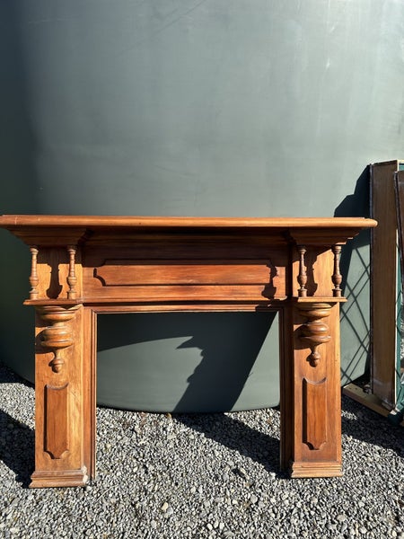Fire surrounding/ mantelpiece Carousel 1