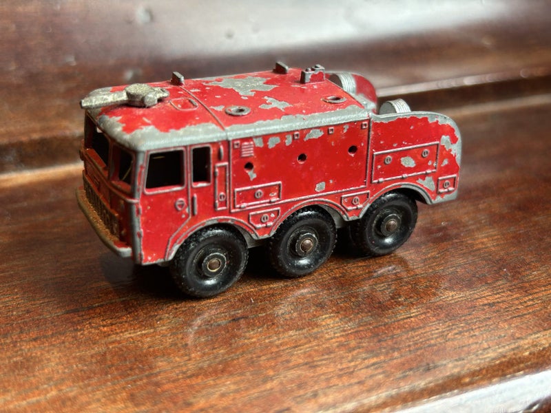 3 Lesney Rare - No.23 Caravan , Moko Truck no.20* , no.63 Foamite Airport Tender Carousel 13