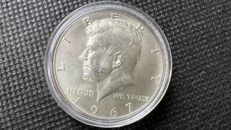1967-P US Kennedy Silver Half Dollar Coin - Gem Uncirculated - Lot E198 Carousel 1
