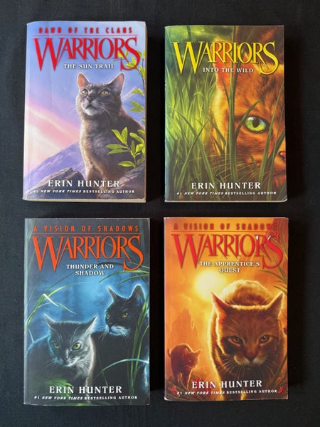 FOUR ERIN HUNTER 'WARRIORS' BOOKS TOGETHER - NEW YORK TIMES BESTSELLING Carousel 1