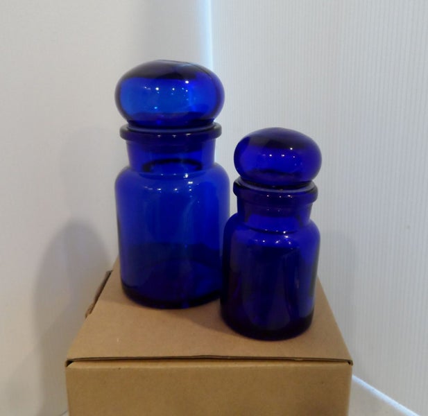 COLLECTABLE - COBALT BLUE - APOTHECARY BOTTLES - BELGIUM Carousel 1