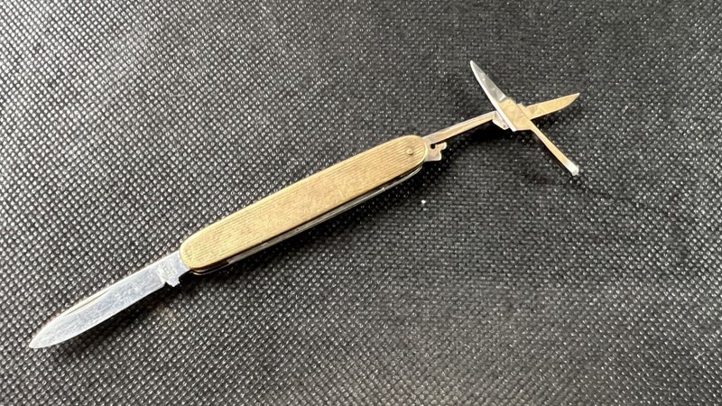 1992 Vintage 9ct Gold Pocket Knife with Knife & Scissors - Lot E206 Carousel 2
