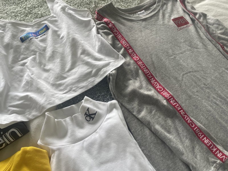 $1 Reserve Calvin Klein bulk lots Carousel 3