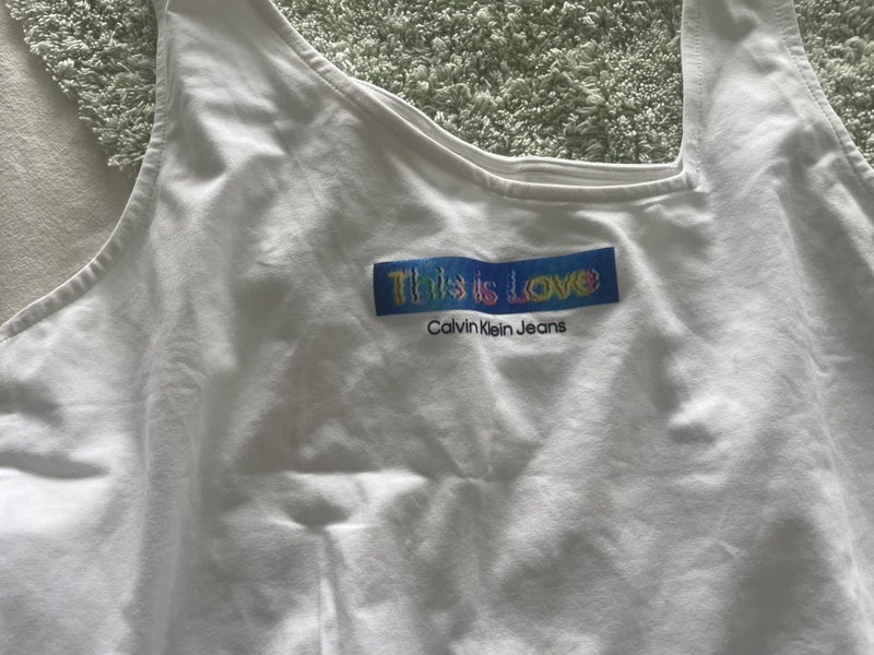 $1 Reserve Calvin Klein bulk lots Carousel 2