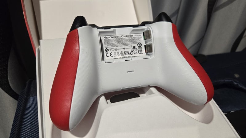 Xbox one controller red. Drift left stick Carousel 2