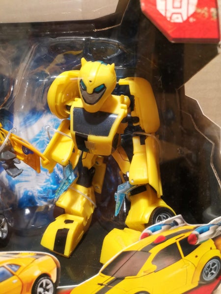 Transformers The Legacy of Bumblebee Carousel 5