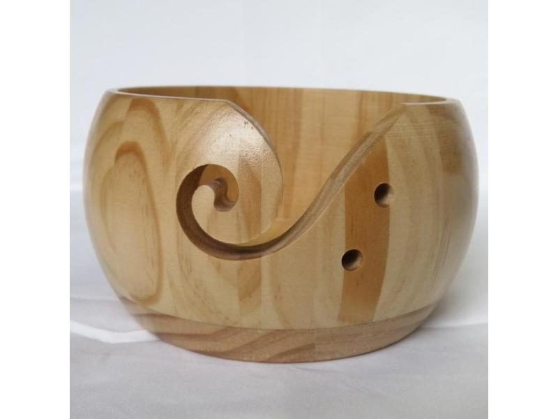 Premium Round Wool Storage Knitted Crocheted Wool Holder Wooden Yarn Bowl Yarn Carousel 1