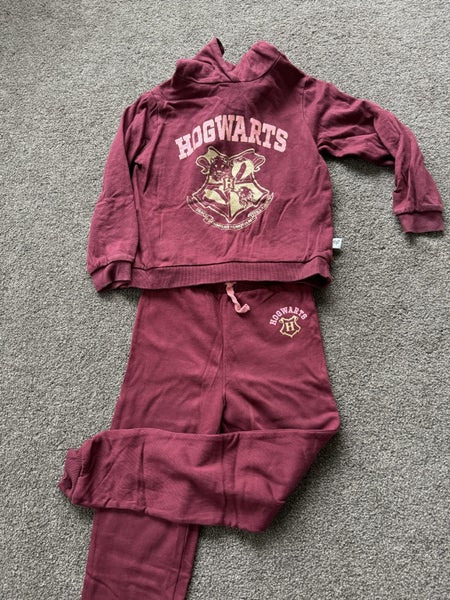 $1 Reserve -Girls clothing set size 7-9 includes Nike garments Carousel 20