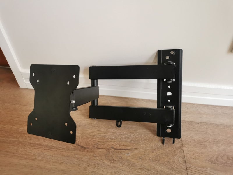 OMP TV Wall Mount bracket Carousel 3