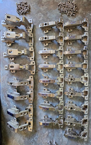Nouveau hinges and handles Carousel 2