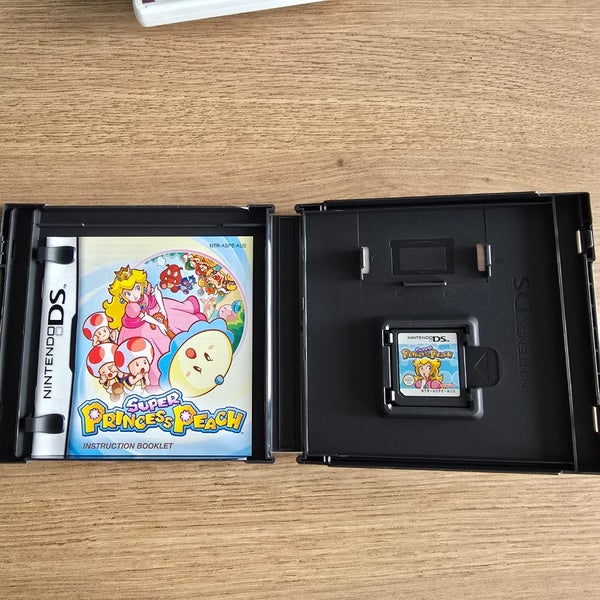 Nintendo DS Super Princess Peach Game - Complete Carousel 3