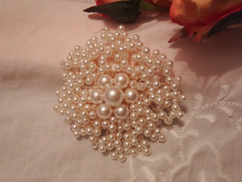 Beautiful Pearl Gold Brooch - #BR10 Carousel 8