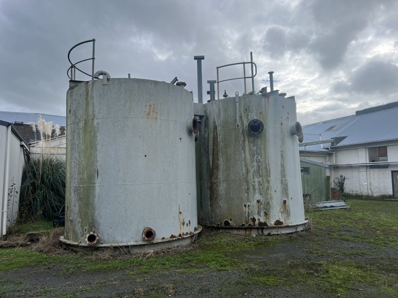 Industrial tanks Carousel 1