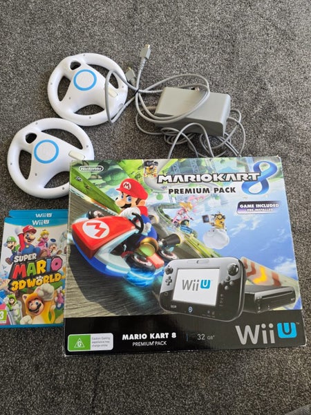 $1 RES! Nintendo WiiU 32gb Mario Kart 8 Premium Pack w/ 4 games and controllers Carousel 2